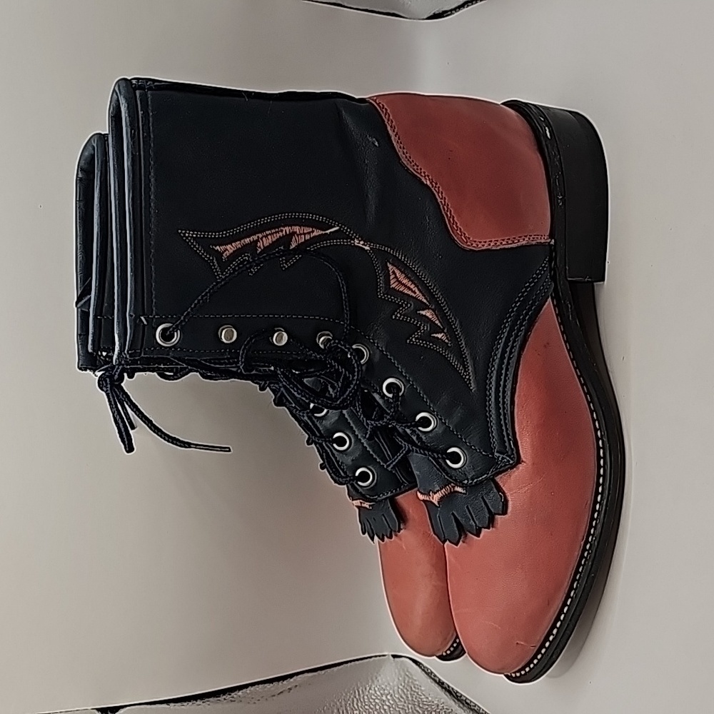 Laredo lace up boots, 9.5M - Picture 3 of 7